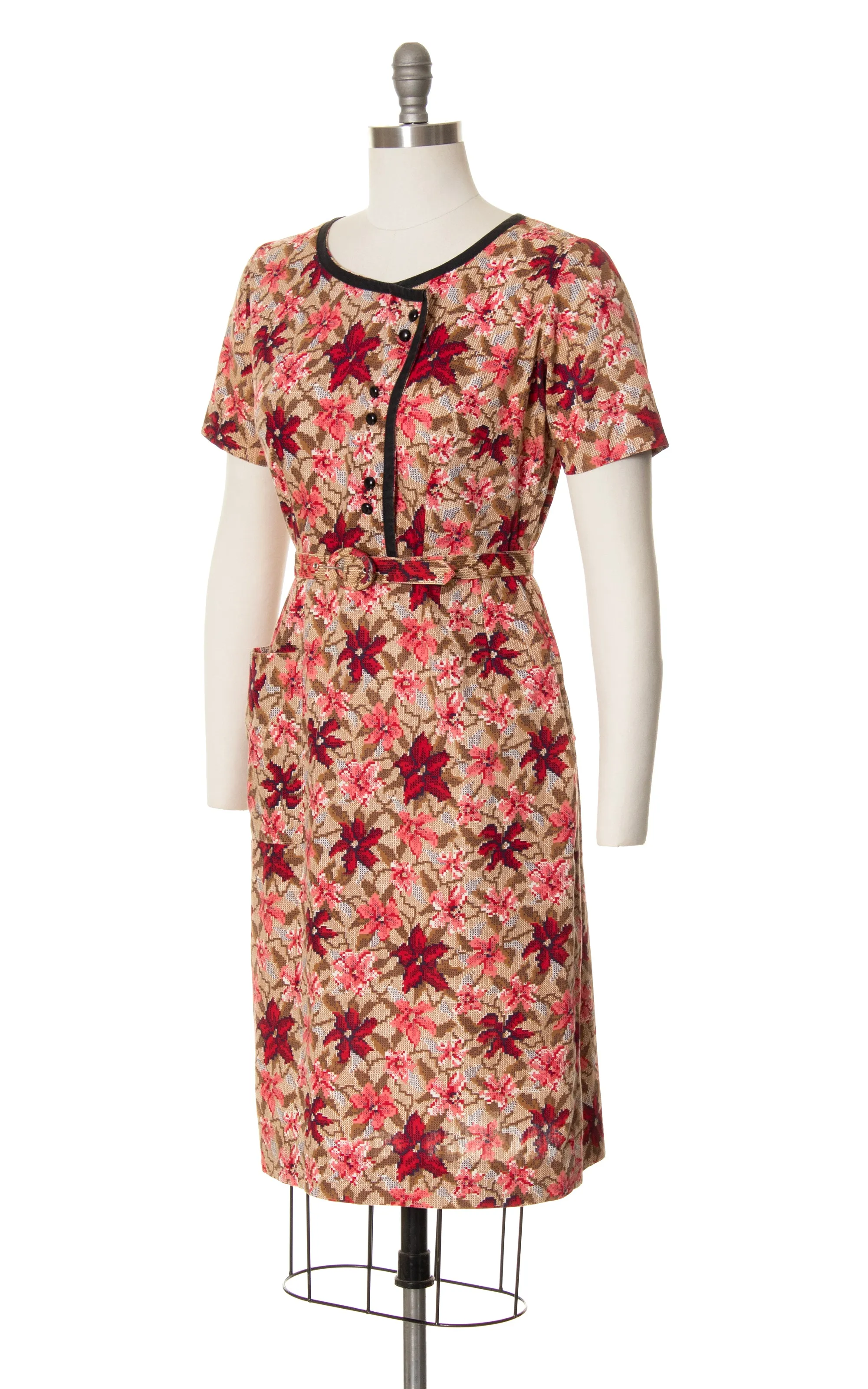 1950s Floral Cross Stitch Cotton Shirtwaist Dress | medium