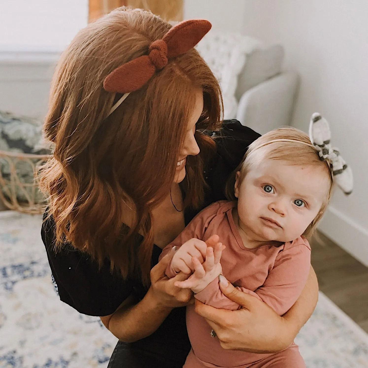 CASHMERE RED BABY BOW | Eva
