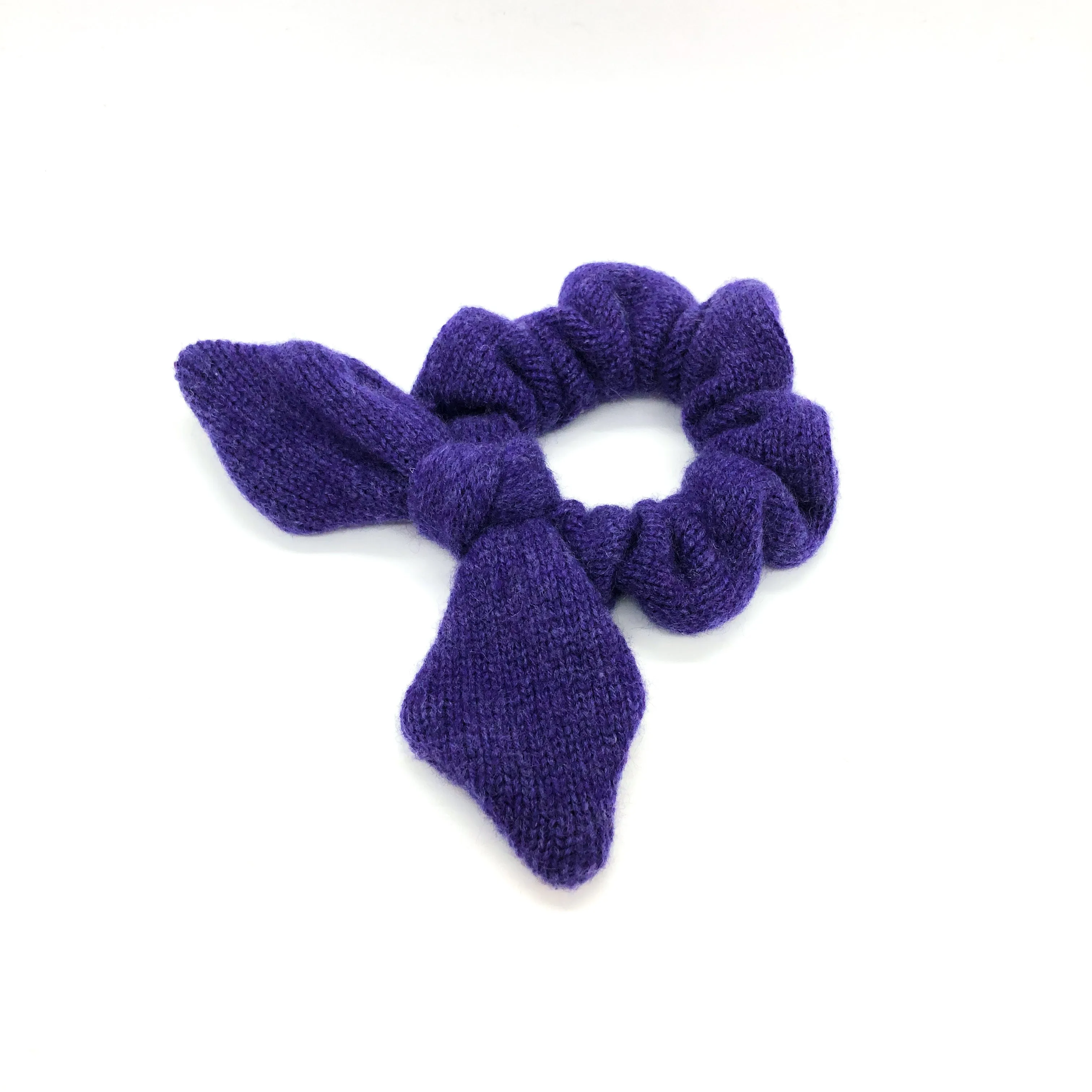 CASHMERE SCRUNCHIE | Jennifer