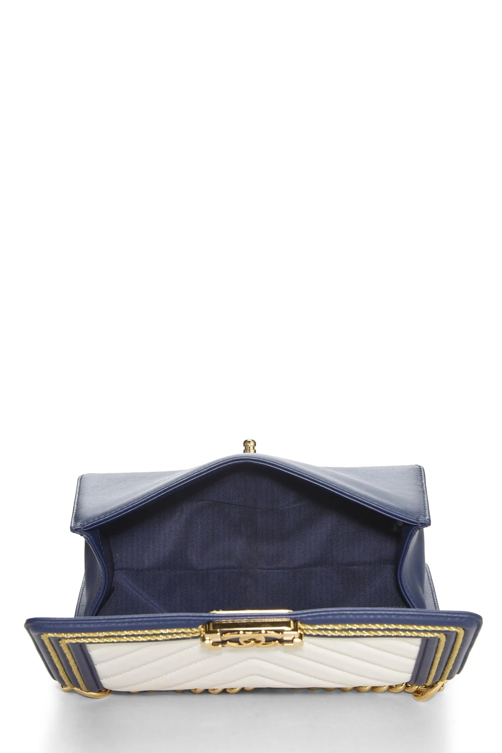 Chanel,  Navy Chevron Calfskin Border Boy Bag Medium, Navy