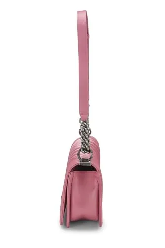 Chanel,  Pink Chevron Calfskin Boy Bag Medium, Pink