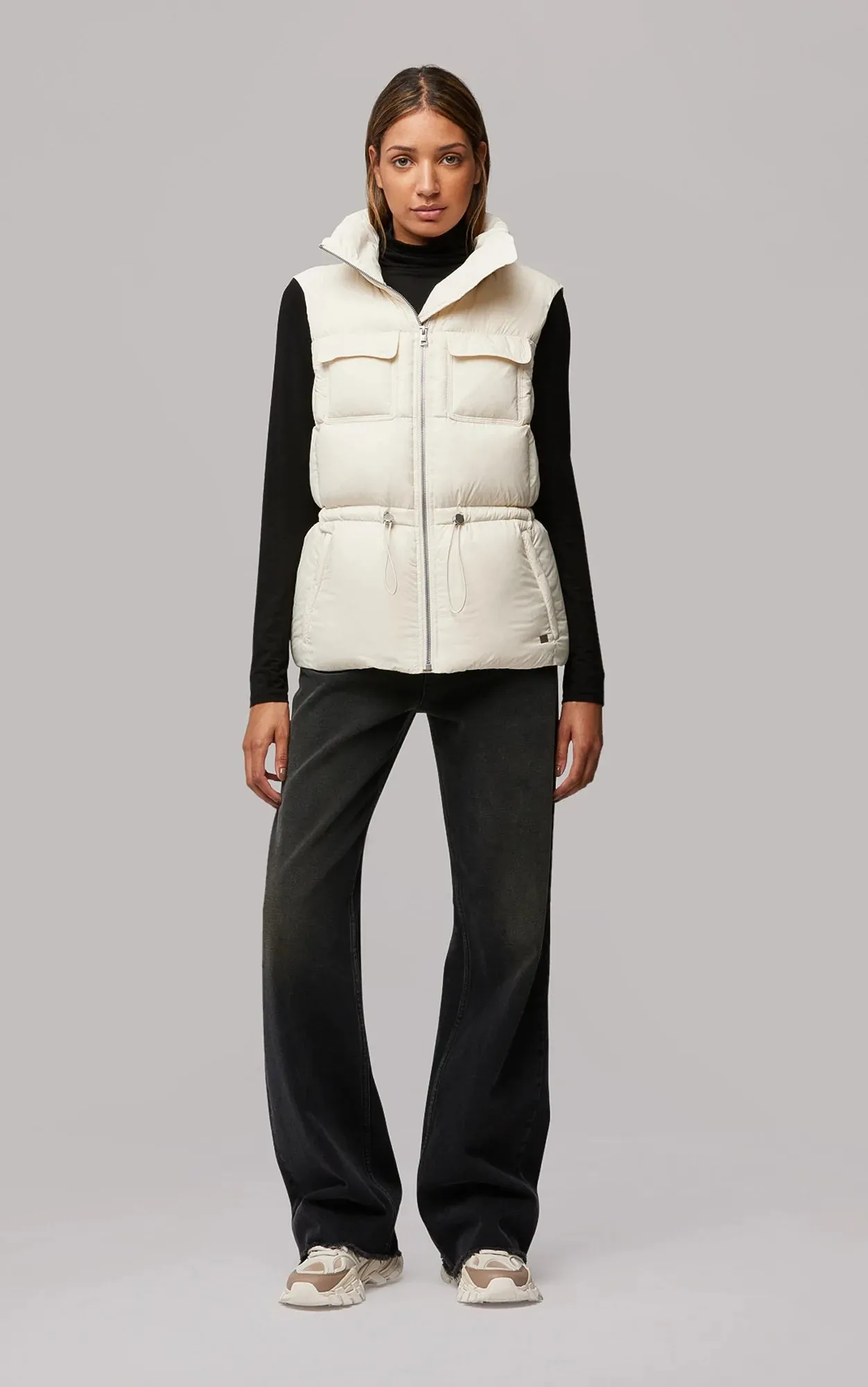 Soia & Kyo Deanna Light Down Jacket Vest- Powder