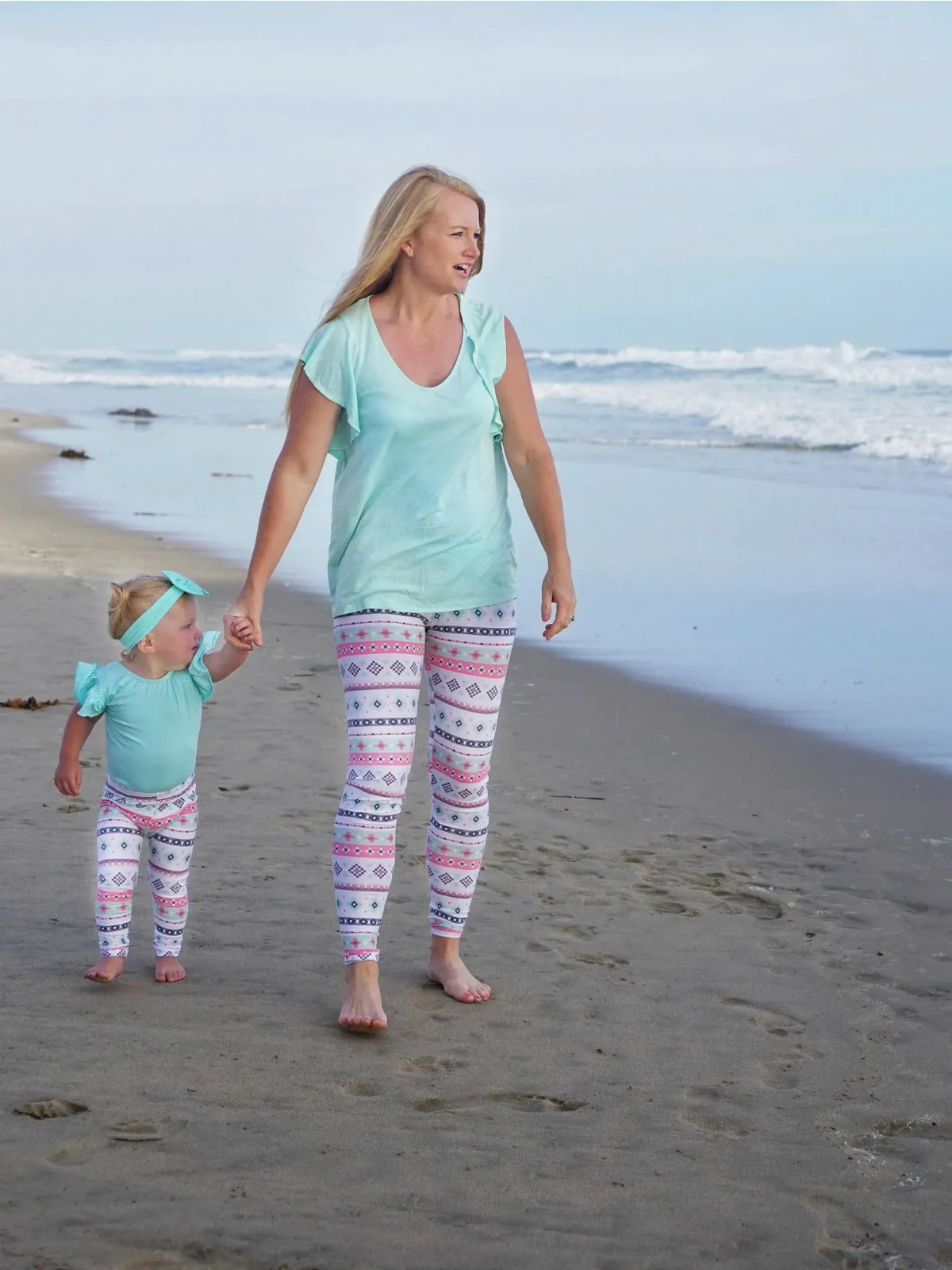 Women's Pastel Aztec Leggings